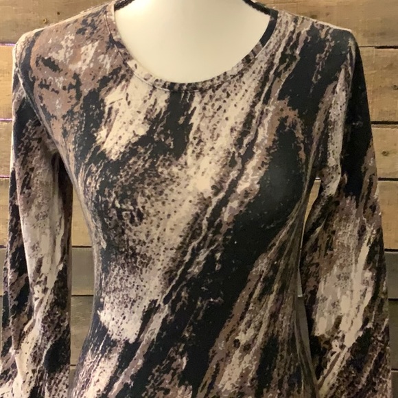 Long Sleeve top / Marble print by Mossimo - Picture 2 of 5